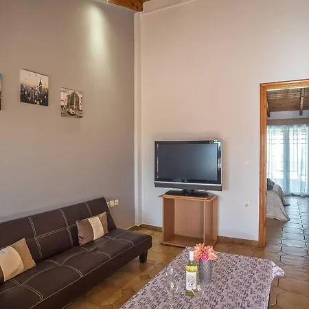 דירה Dennis Ant Tanyas Apt *