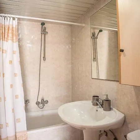 דירה Dennis Ant Tanyas Apt *